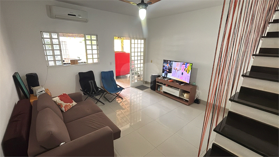 Foto REO1131132