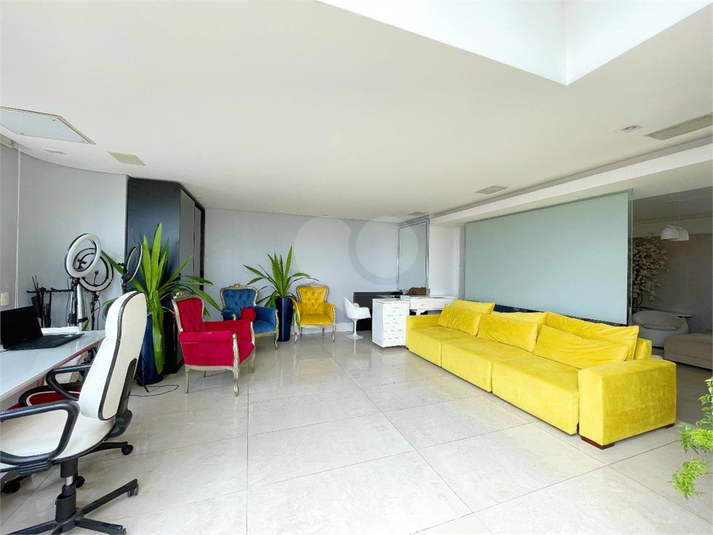 Foto REO1131133