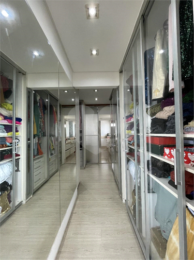 Foto REO1131133