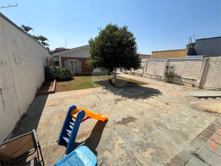 Foto REO1131141