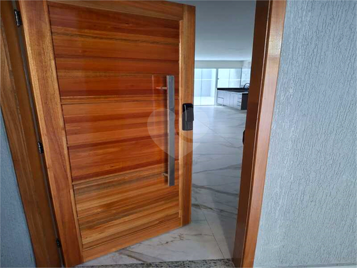 Foto REO1131158