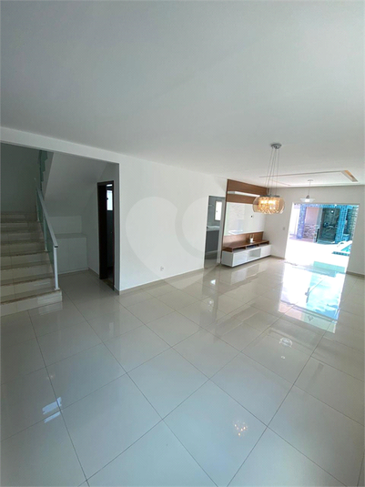 Foto REO1131183