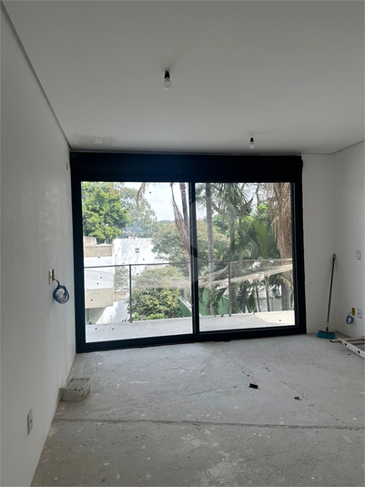 Foto REO1131187