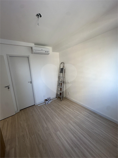 Foto REO1131188