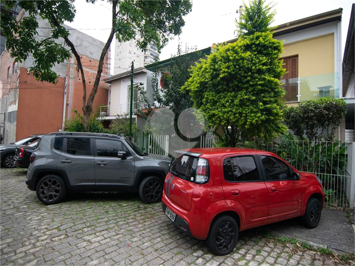 Foto REO1131201