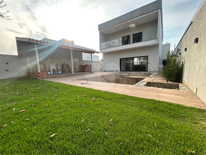 Foto REO1131224
