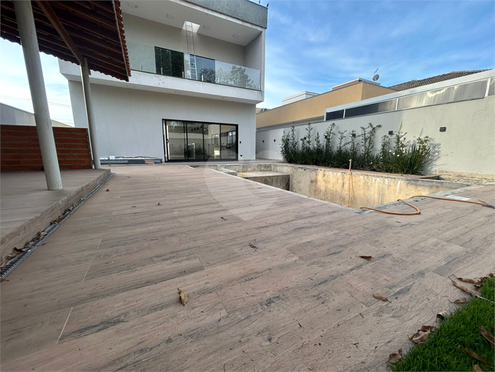 Foto REO1131224