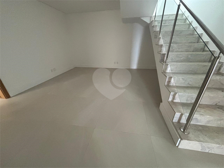 Foto REO1131253