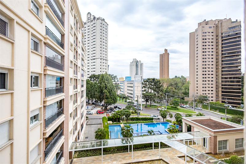 Foto REO1131259
