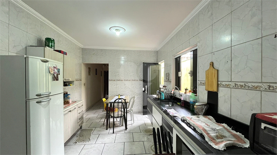Foto REO1131269
