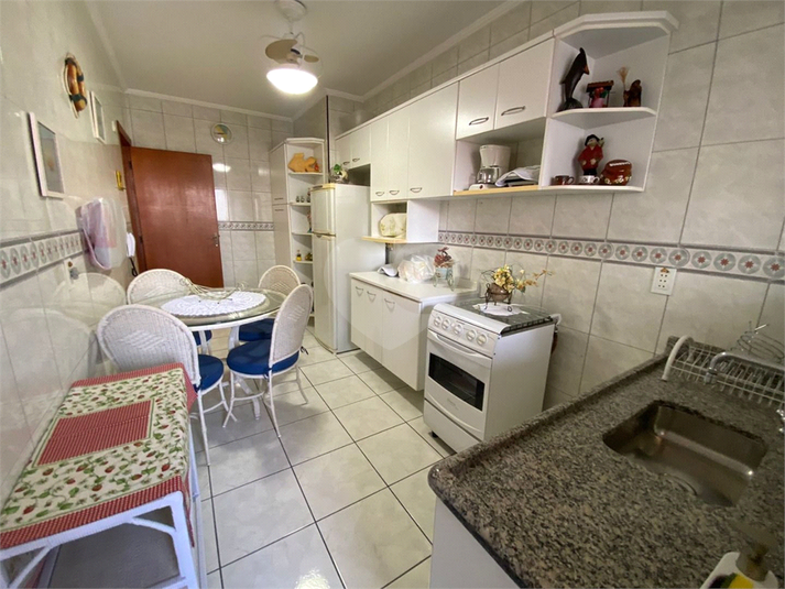 Foto REO1131275