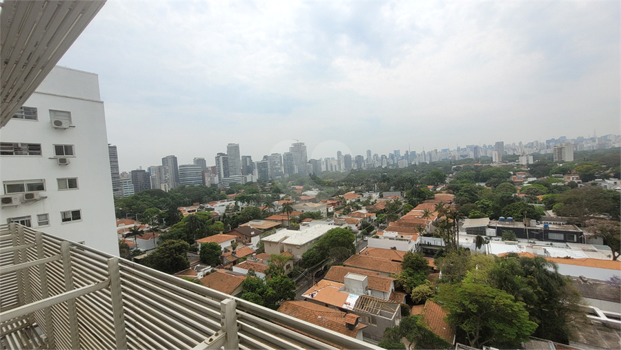 Foto REO1131299