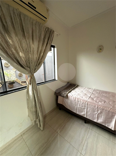 Foto REO1131300