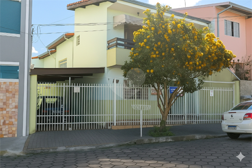 Foto REO1131306