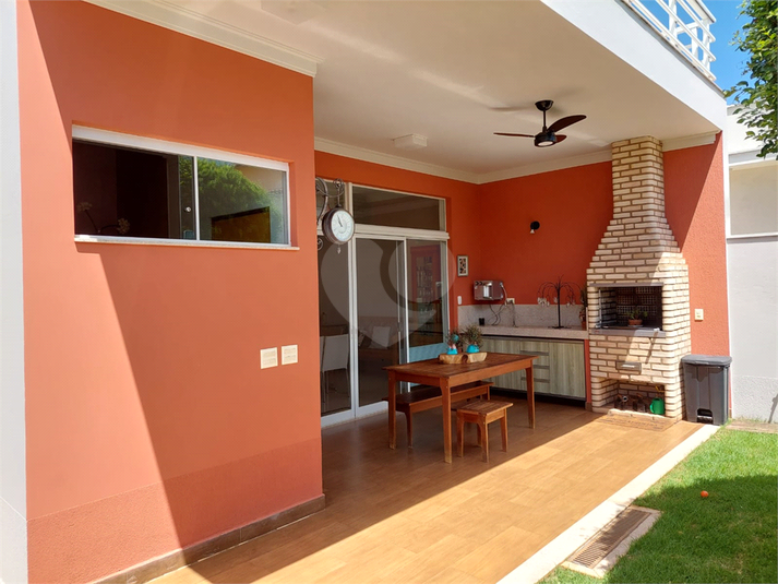 Foto REO1131308
