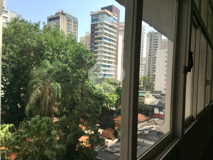 Foto REO1131314