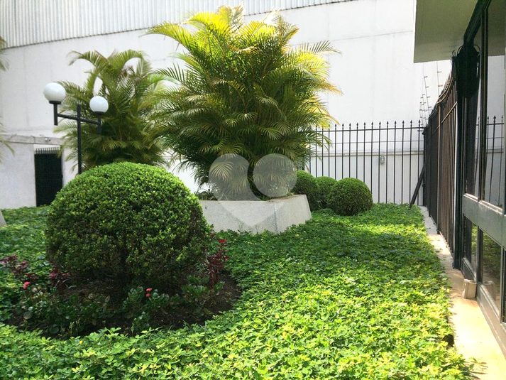 Foto REO1131314