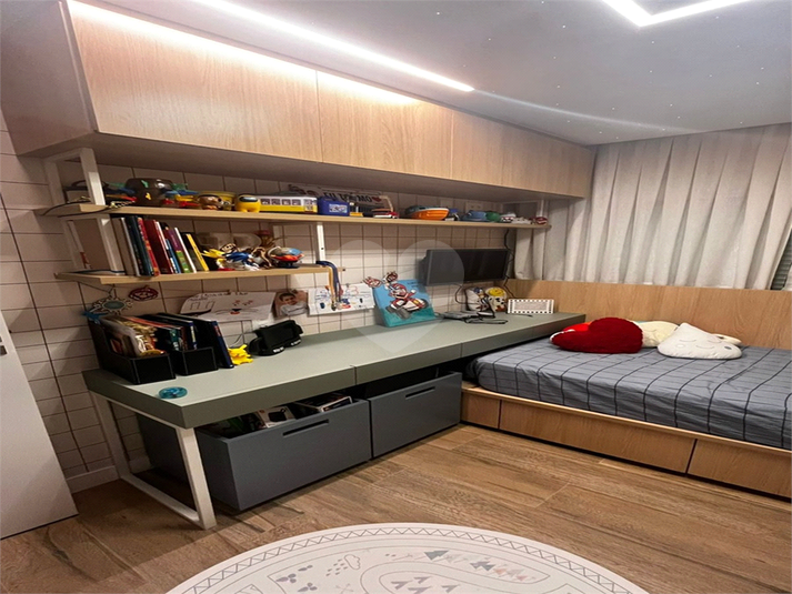 Foto REO1131325