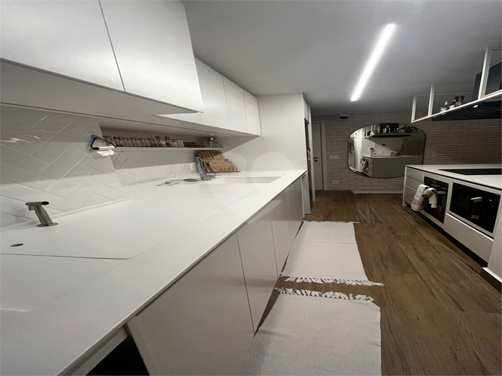 Foto REO1131325