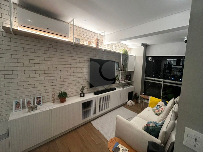 Foto REO1131325