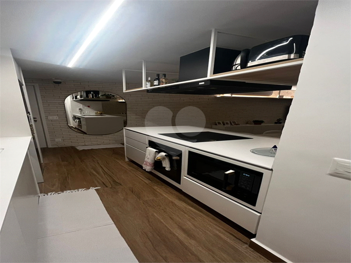 Foto REO1131325
