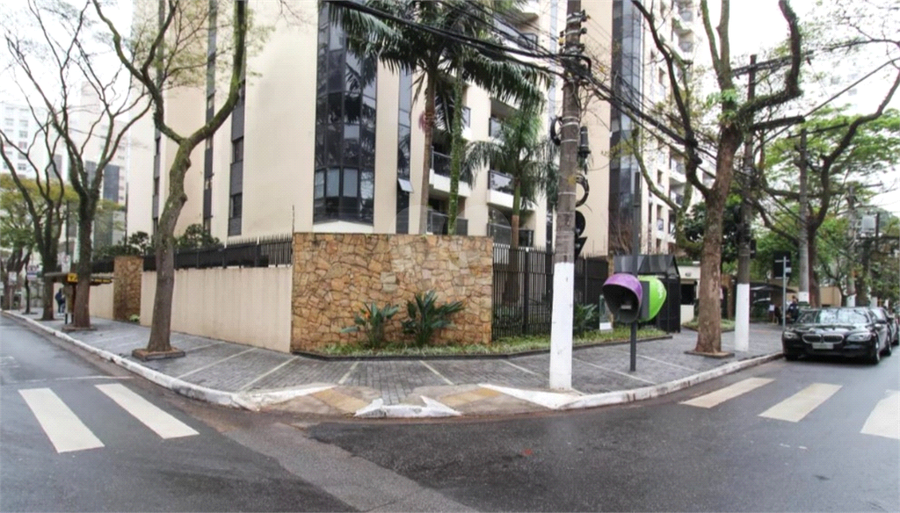 Foto REO1131348