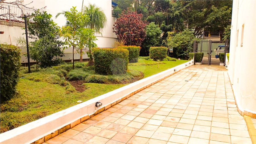 Foto REO1131389