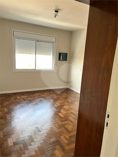 Foto REO1131391