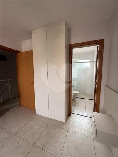 Foto REO1131392