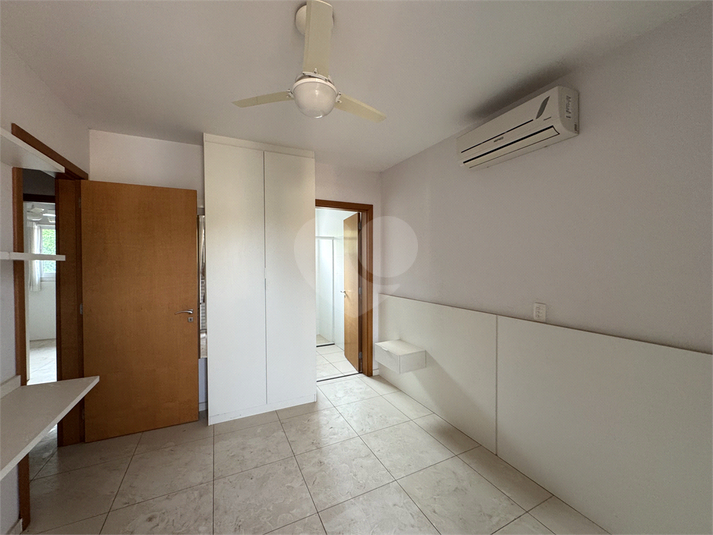 Foto REO1131392