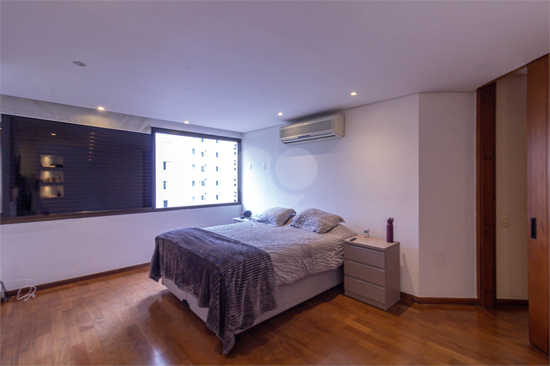 Foto REO1131396