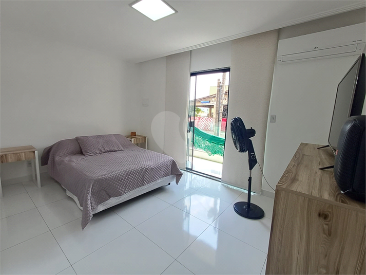 Foto REO1131427