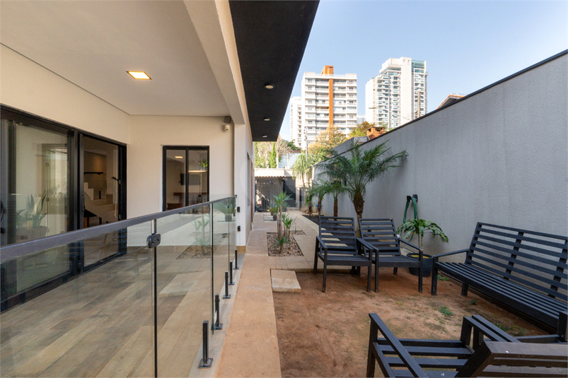 Foto REO1131454