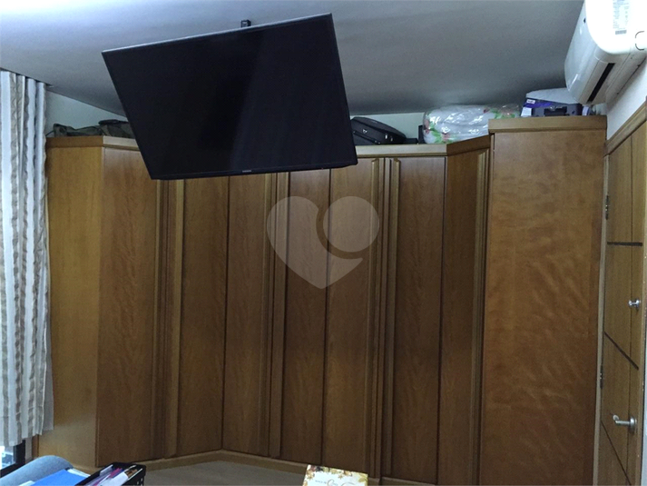 Foto REO1131461