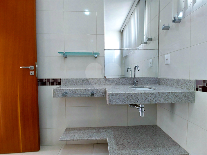 Foto REO1131468