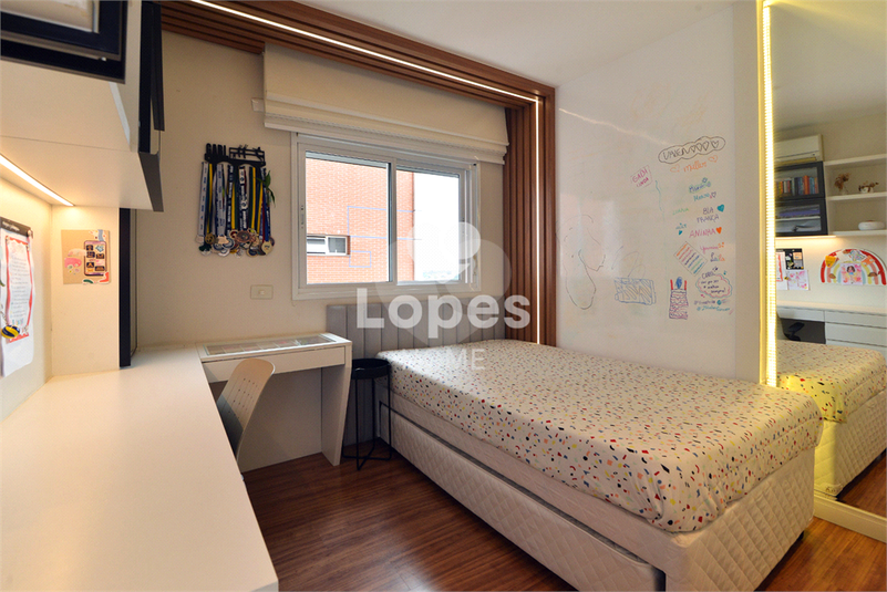 Foto REO1131476