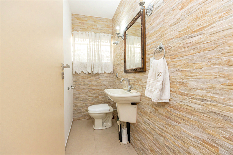 Foto REO1131483