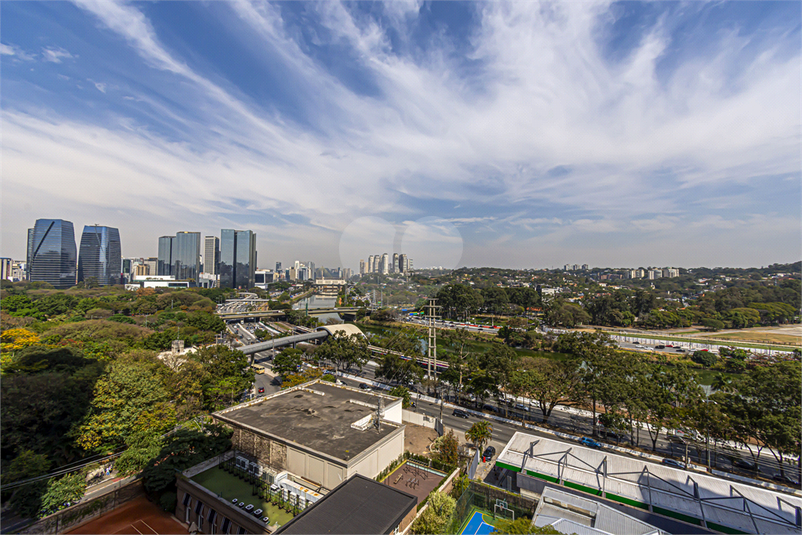 Foto REO113150