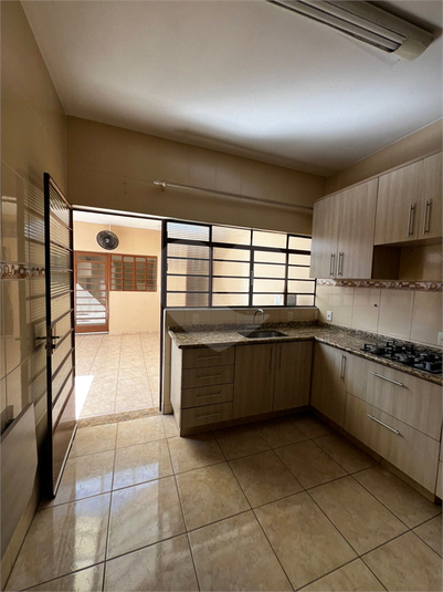 Foto REO1131503