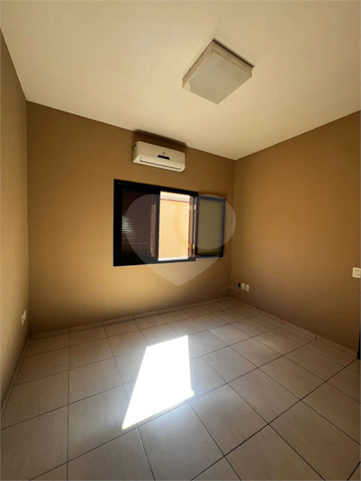 Foto REO1131503