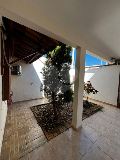 Foto REO1131503