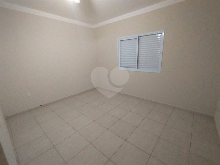 Foto REO1131518