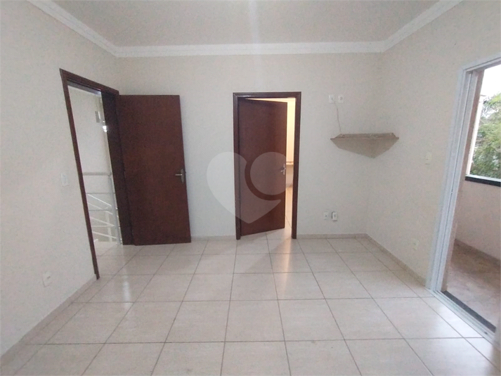 Foto REO1131518
