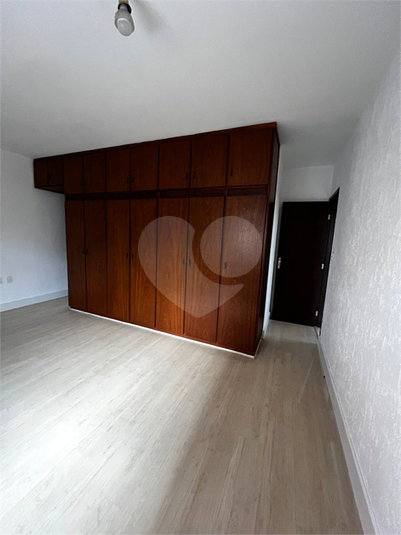 Foto REO1131535