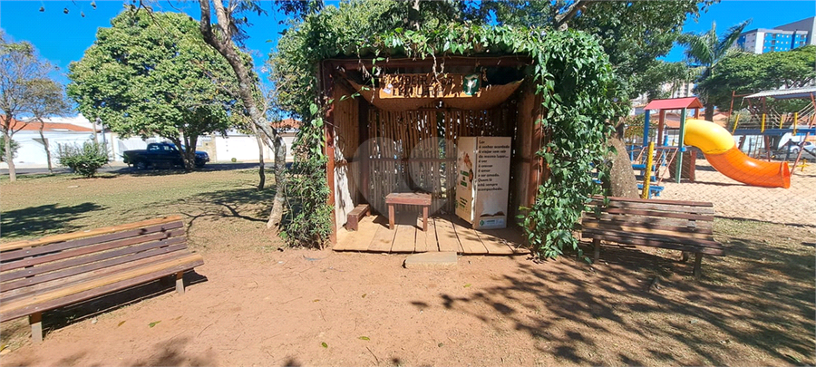 Foto REO1131536