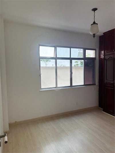 Foto REO1131551