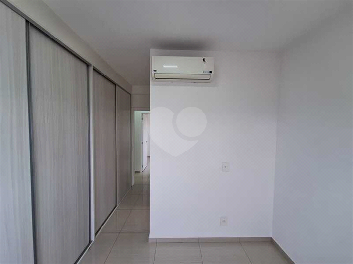 Foto REO1131552