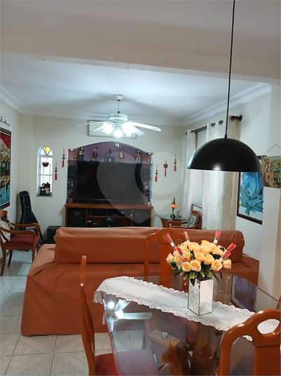 Foto REO1131562