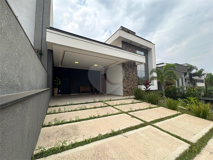Foto REO1131564