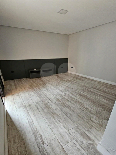 Foto REO1131571